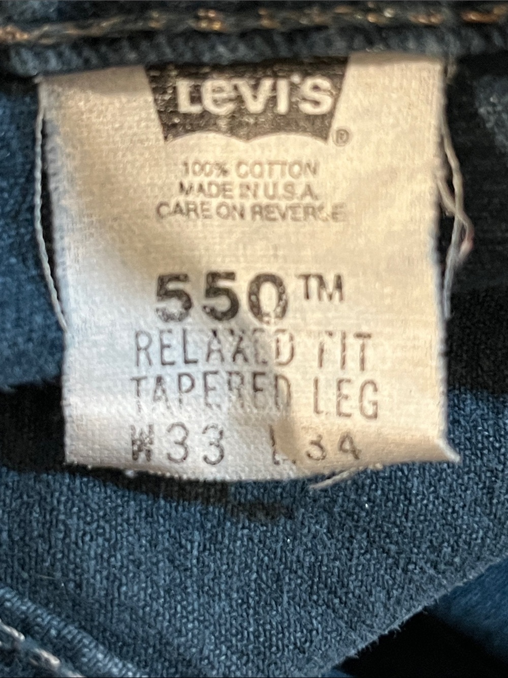 Levi's Men's Blue Straight Jeans with Leather Patch - Picture 6 of 6